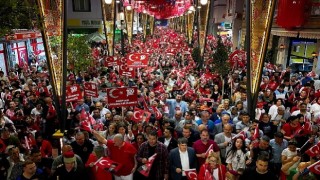 Menemende cumhuriyet kutlamaları fark yarattı
