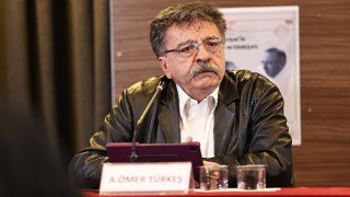 Nilüfer Belediyesi Cumhuriyetten bugüne değişen edebiyat ve sanatı konuştular