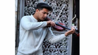 Karşıyakada Keman Okulu açılıyor...