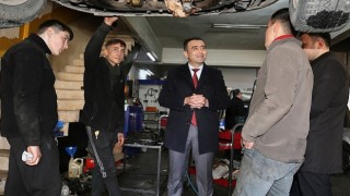 Karaman Belediye Başkanı Savaş Kalaycı, seçim kampanyası kapsamında yeni sanayi sitesindeki temaslarını sürdürdü