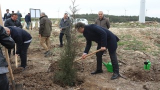 Akfen Holding, Çanakkaleye Türkiye Cumhuriyetinin 100ncü Yılında 100 Bin Ağaçlık Hatıra Ormanı Kuruyor