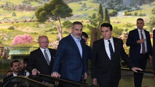 Dışişleri Bakanı Hakan Fidan Panorama 1326 Bursada gençlerle buluştu