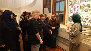 Kocaelinin 65 yaş üstü çınarları Yerel Kültür Müzesinde; Çocukluklarını hatırladılar