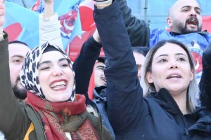 Türk Metal İşçileri Seslerini Yükseltti