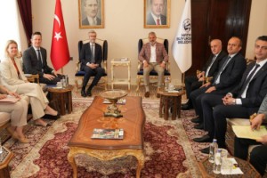 Başkan Öntürk Avrupa Yatırım Bankası Heyetini Ağırladı